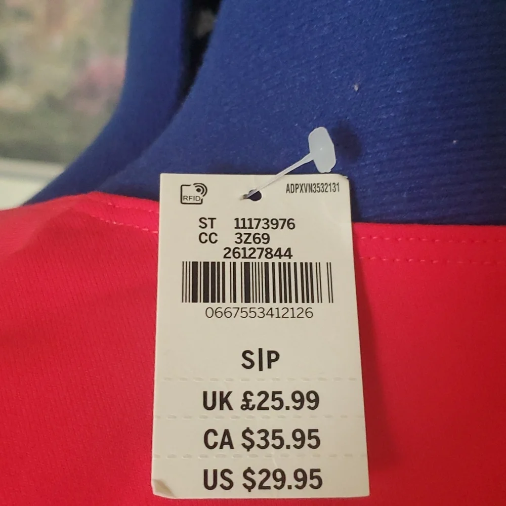 Gorgeous red wrap top from Victoria's secret pink collection - Picture 9 of 9